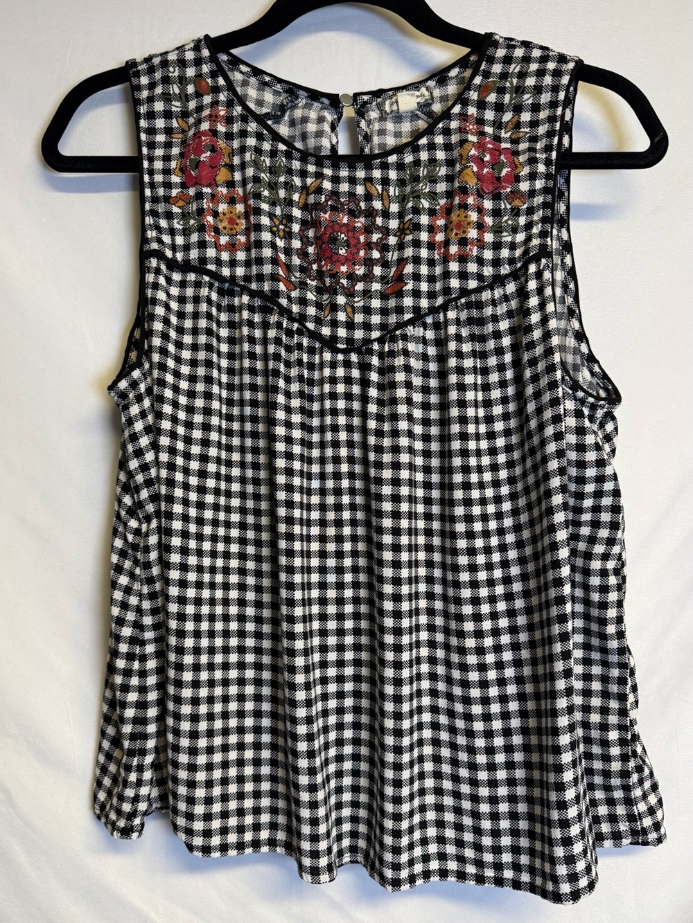 Eyeshadow Black and White Gingham Sleeveless Blouse with Floral Embroidery